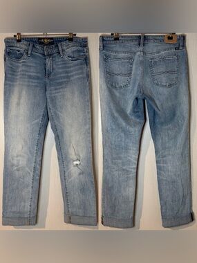 Lucky Brand Sweet Straight Light Wash Distressed Ripped Cuffed Jeans 28